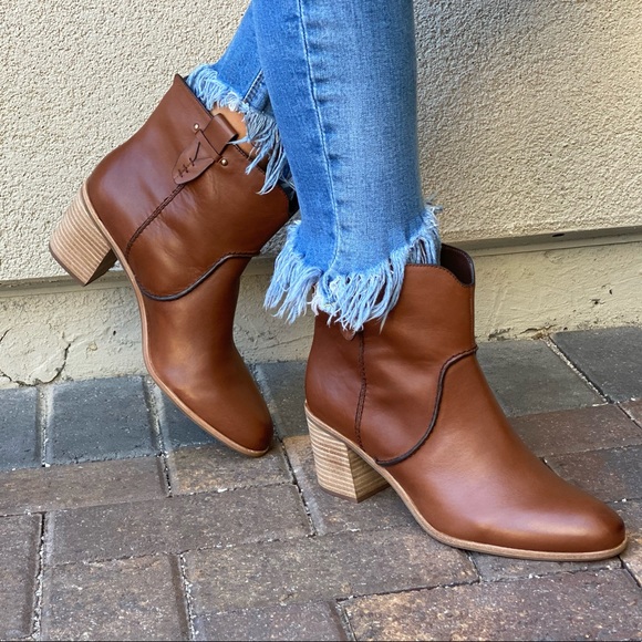 Bass Whiskey Genuine Leather Distressed Boots - Picture 4 of 12